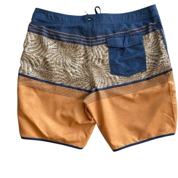 O'Neill Blue and Orange Flat front Board Shorts - Size 40 - Picture 2 of 4